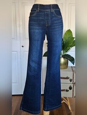 SPANX Indigo High Rise Pull On Flare Jeans Slimming Shaping Boho Size XS